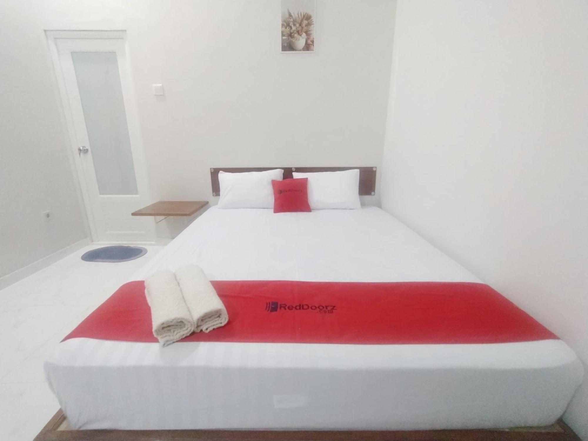 Reddoorz Syariah Near Stasiun Purwokerto Hotel Exterior photo
