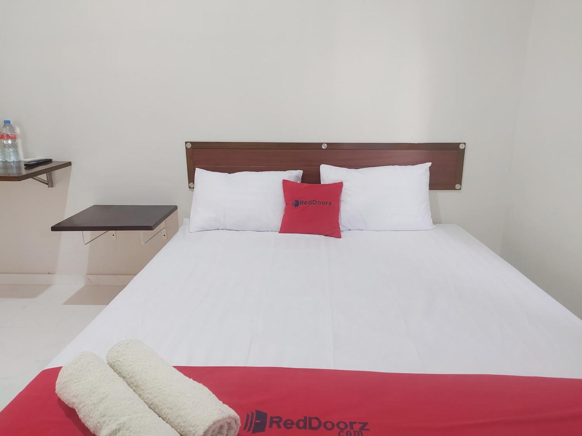 Reddoorz Syariah Near Stasiun Purwokerto Hotel Exterior photo